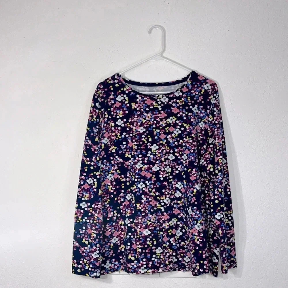 Imperfect The Talbots tee size 2x faded navy blue floral long sleeve Talbots top
